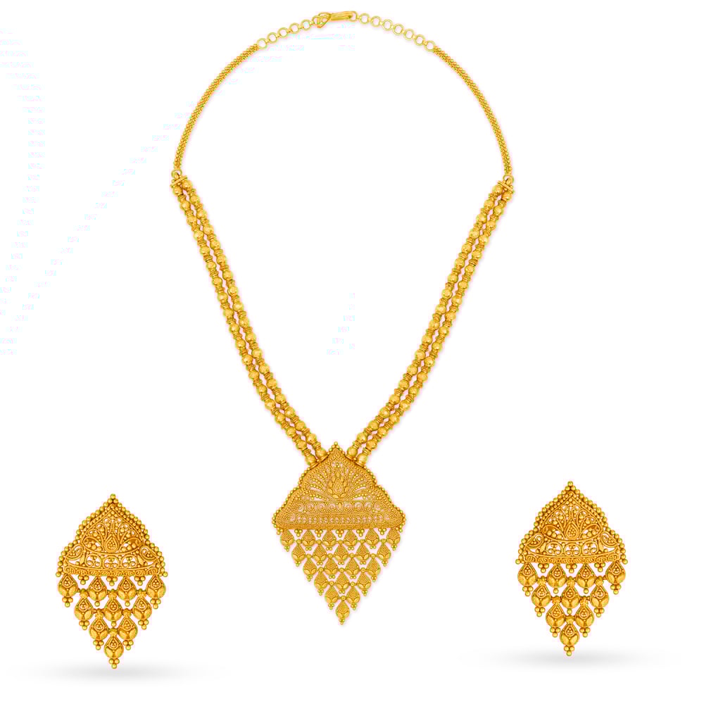 Buy Regal Gold Necklace Set for the Bengali Bride at Best Price