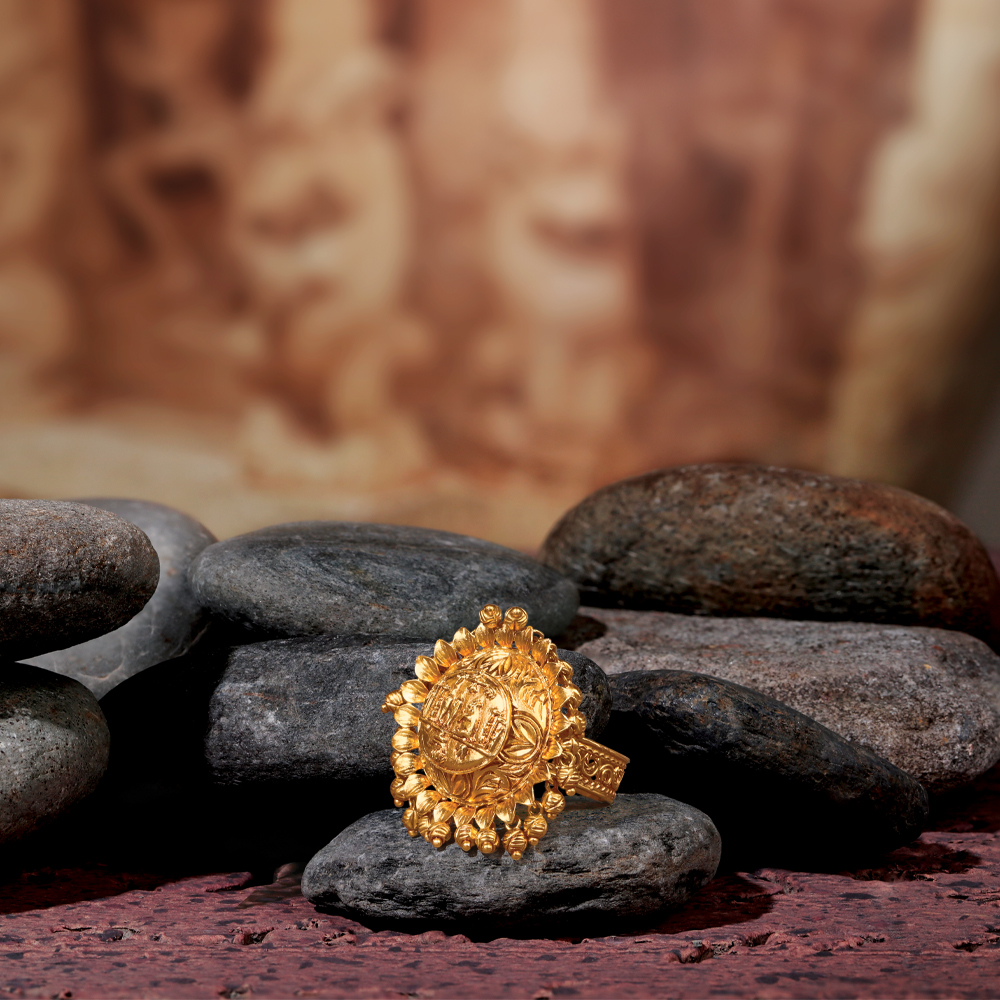 Buy The Rise of Chozhas Ring at Best Price | Tanishq UAE