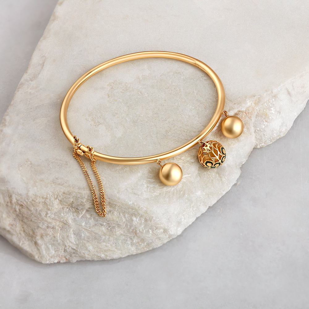 Buy Floral Bead Gold Mesh Bangle At Best Price Tanishq UAE